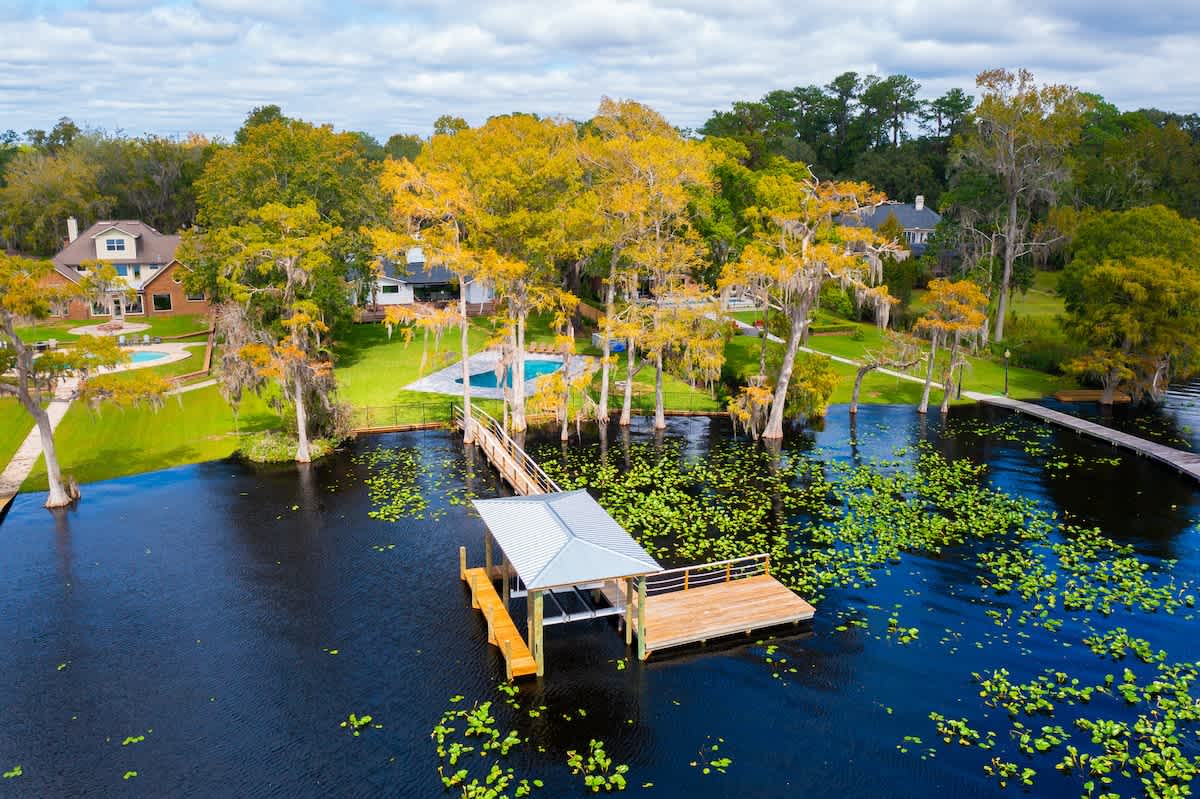 Waterfront Paradise" Dock, Pool, Boathouse #43