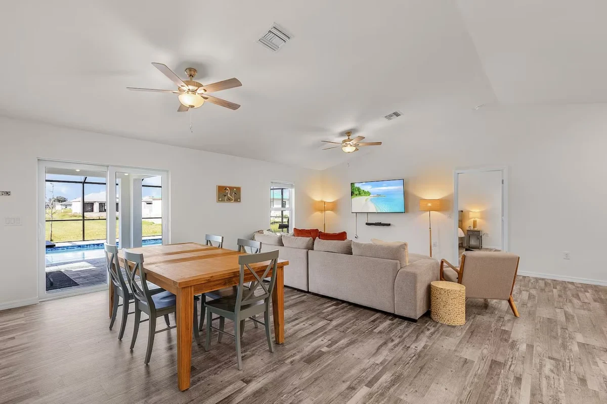 Home in Cape Coral property photo 3