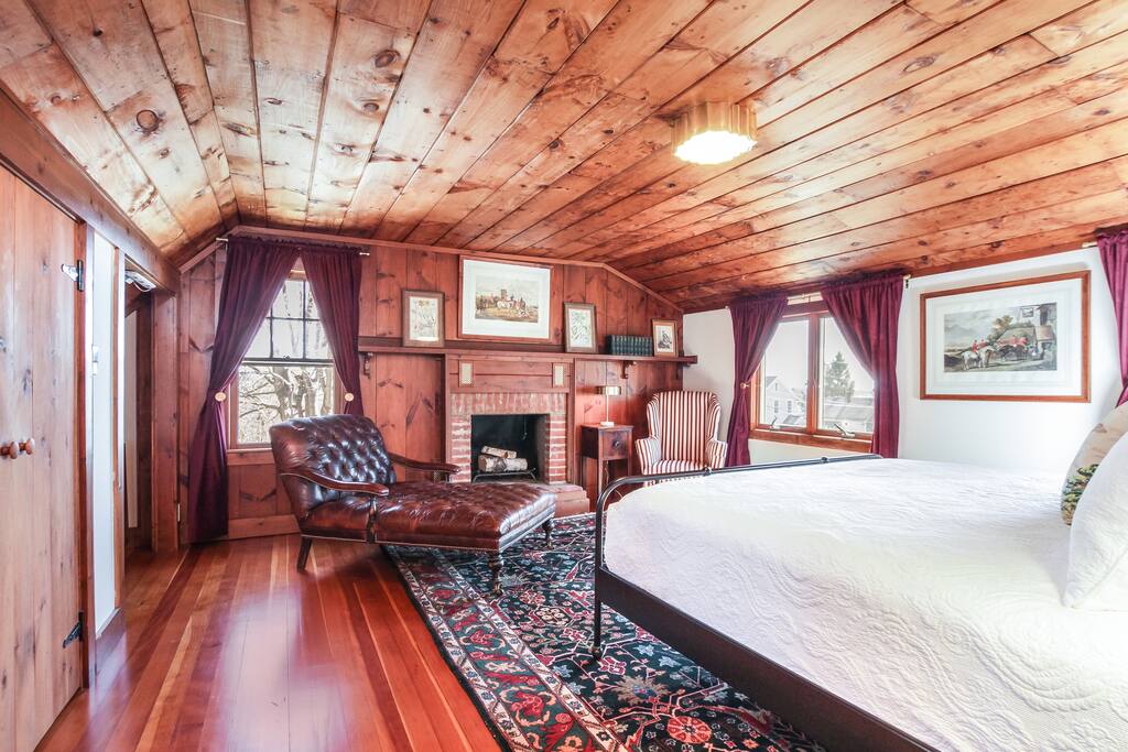 Home in Groton property photo 2