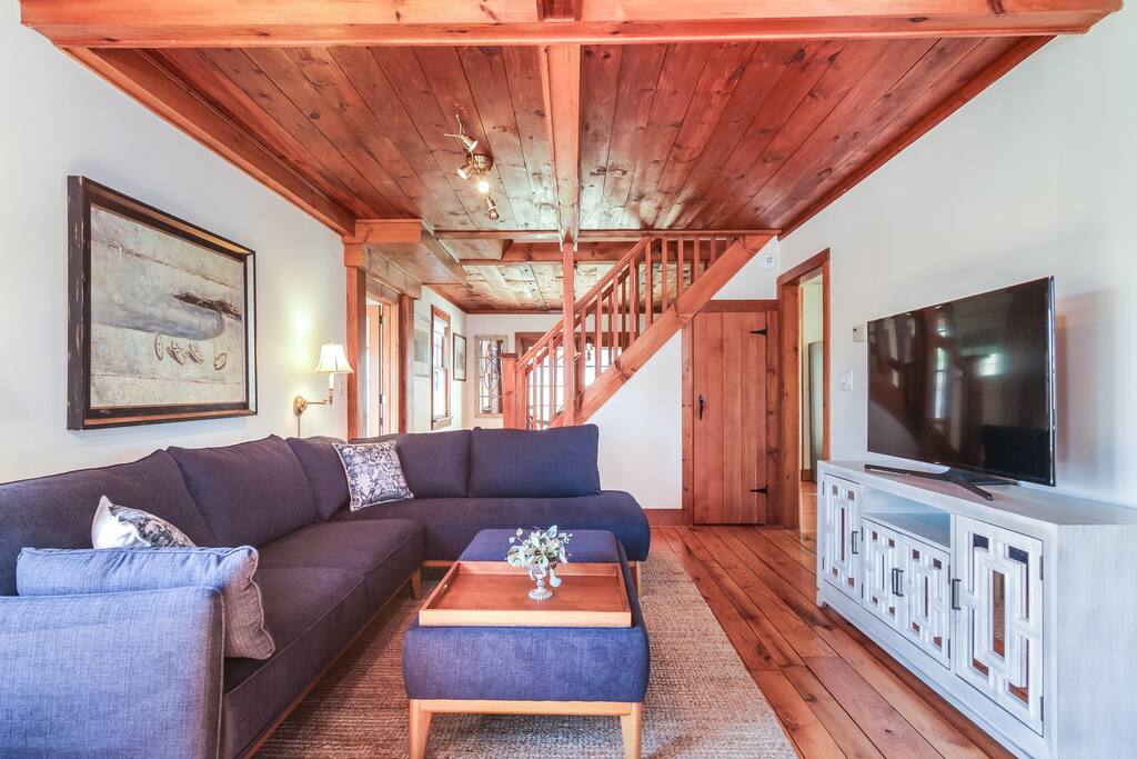 Home in Groton property photo 3