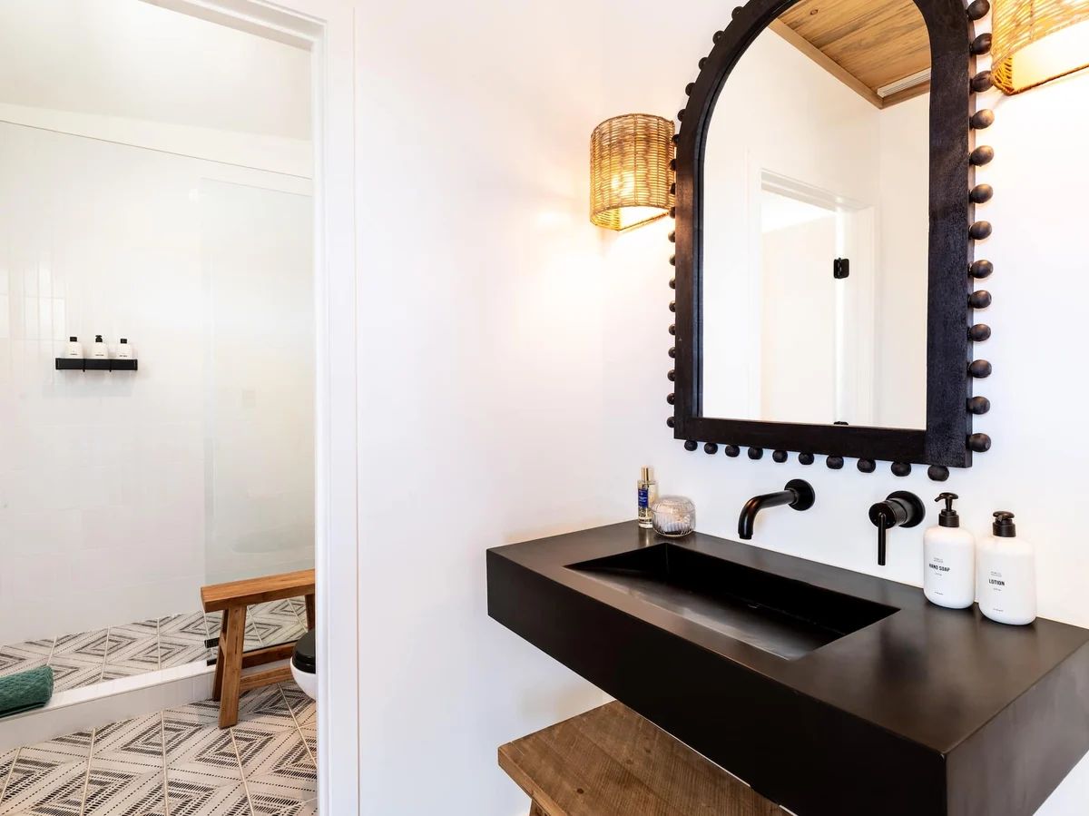 R5 – Balcony Suite #10