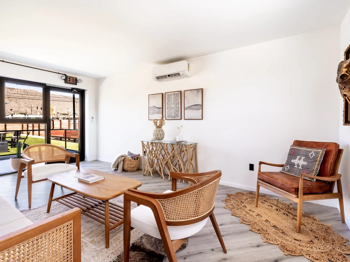 R5 – Balcony Suite #2