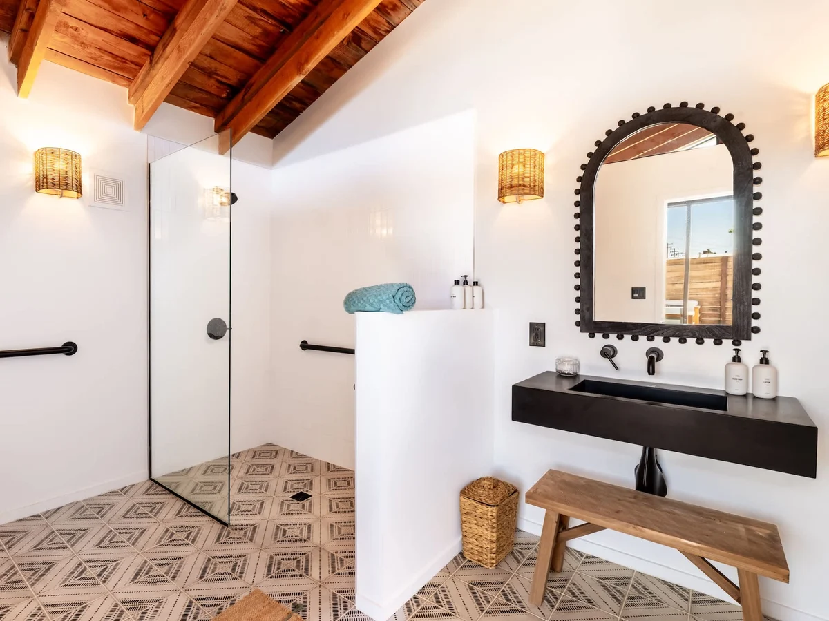 R6 – Casita #10
