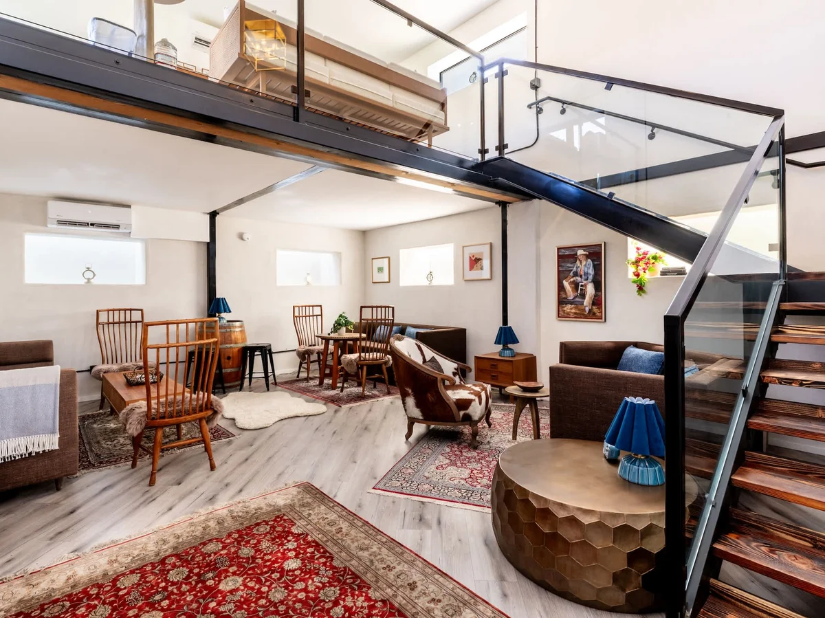 R4 – Tub Suite #47