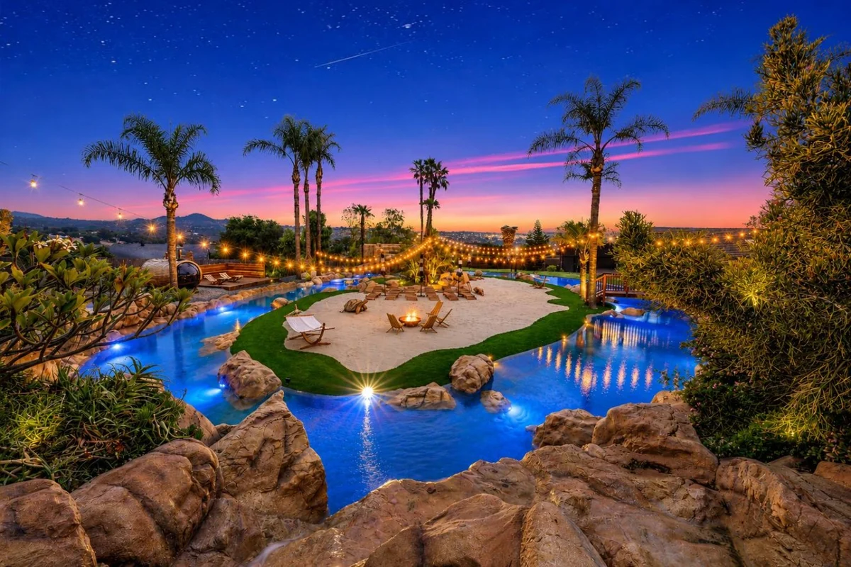 Paradise Hills | Grand Private Lazy River Estate #553