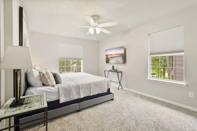 Bedroom 3 image 1
