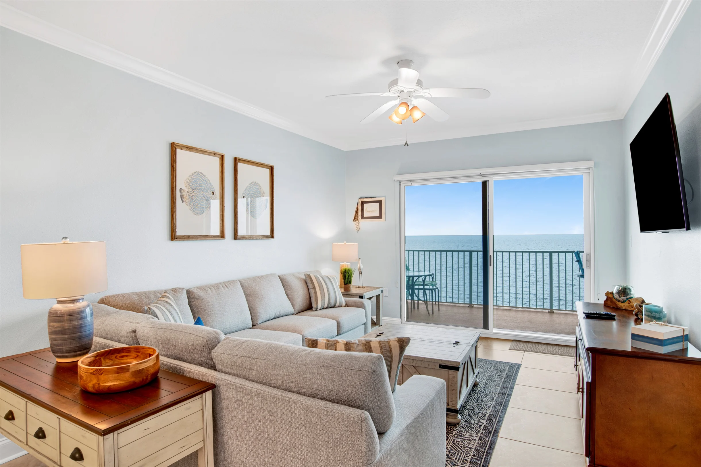 Condo in Gulf Shores property photo 1