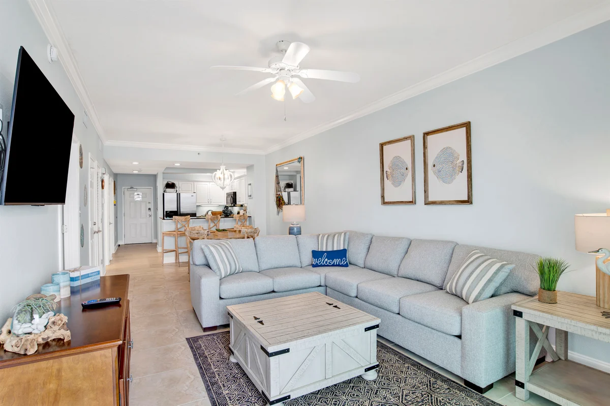 LIVING ROOM image 1