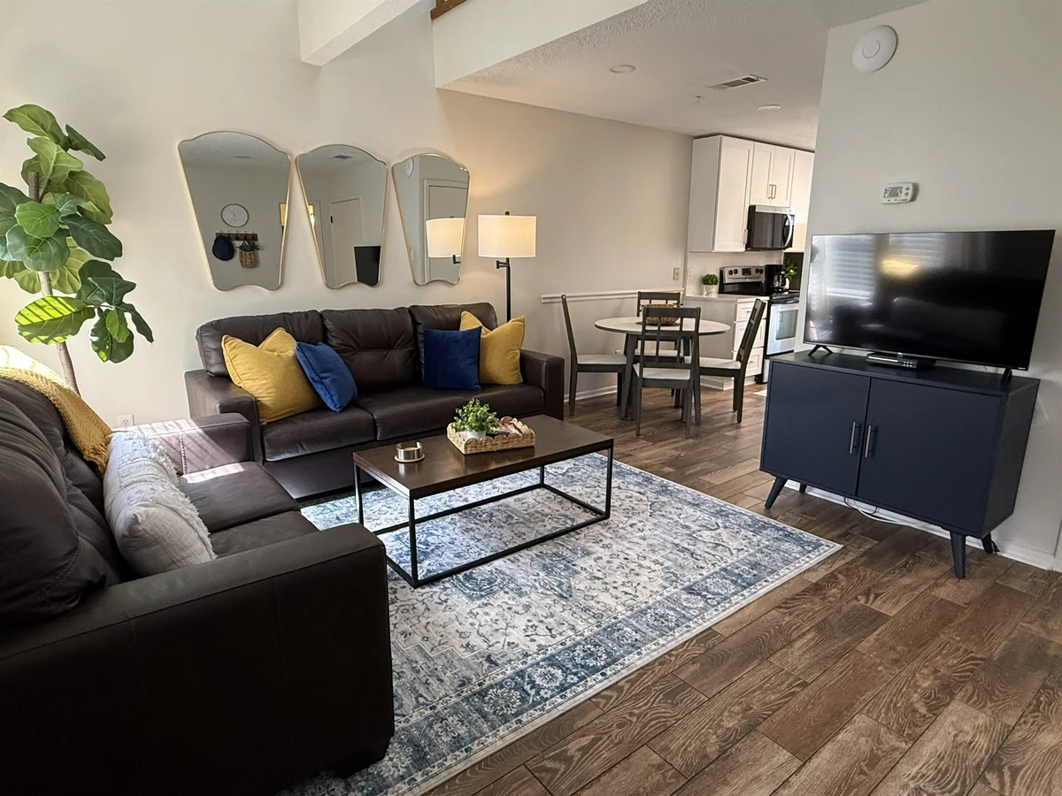 Condo in Gulf Shores property photo 2