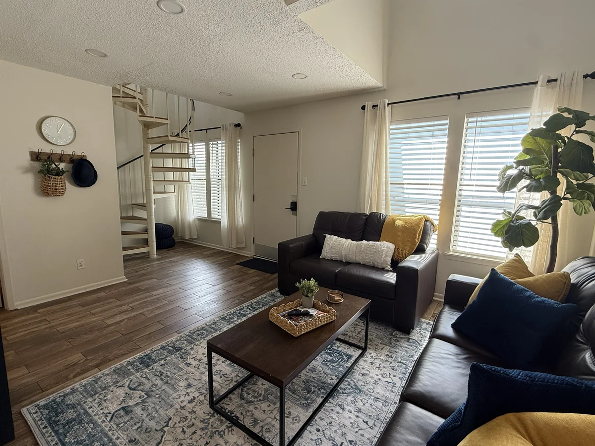 Condo in Gulf Shores property photo 3