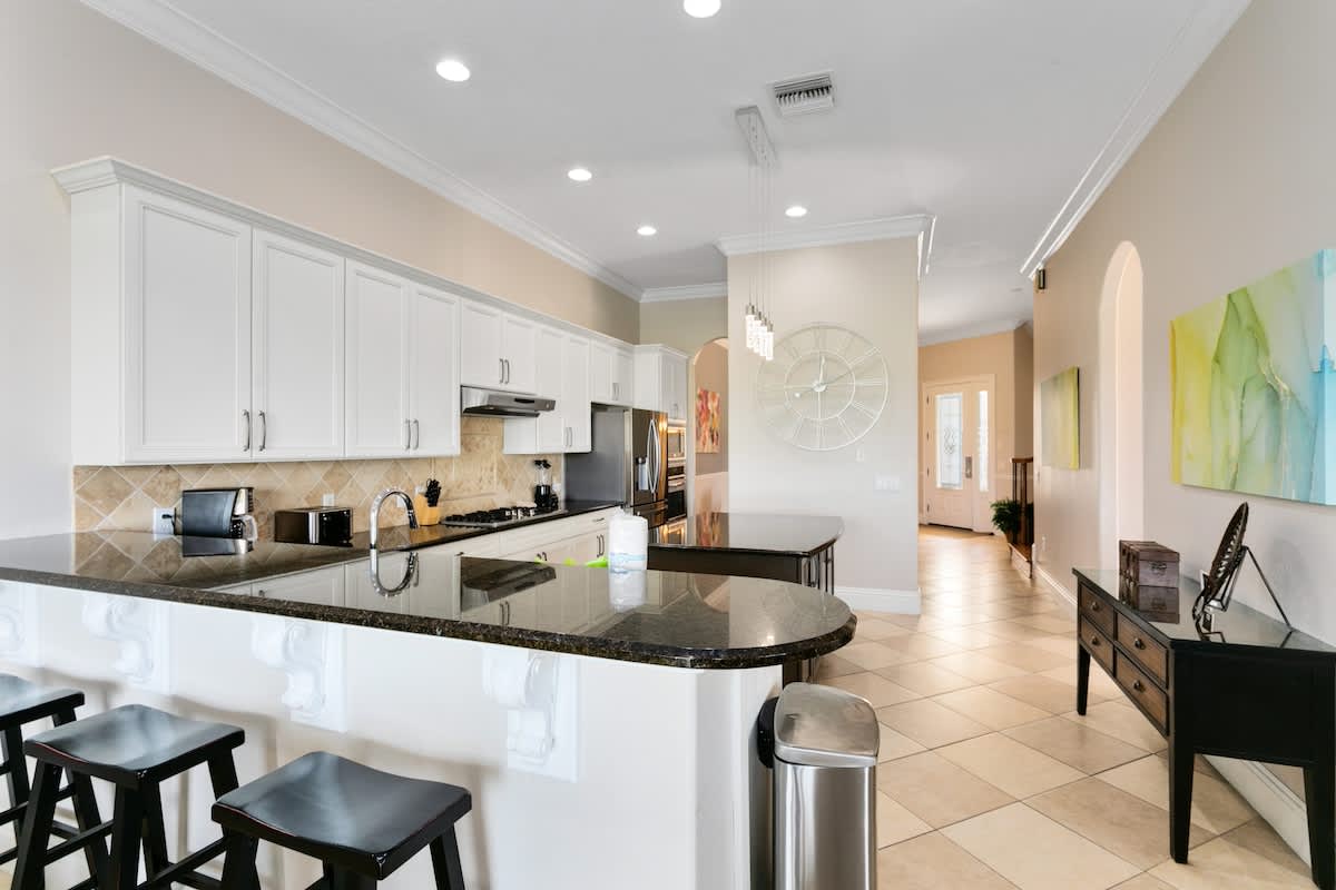 Home in Reunion property photo 4
