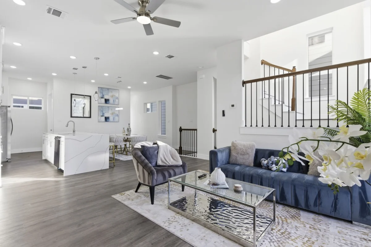 Luxury 3BR w/ Patio + Garage, Near NRG, Med Center #107