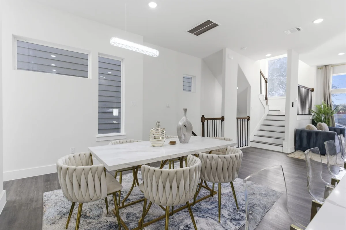 Luxury 3BR w/ Patio + Garage, Near NRG, Med Center #88