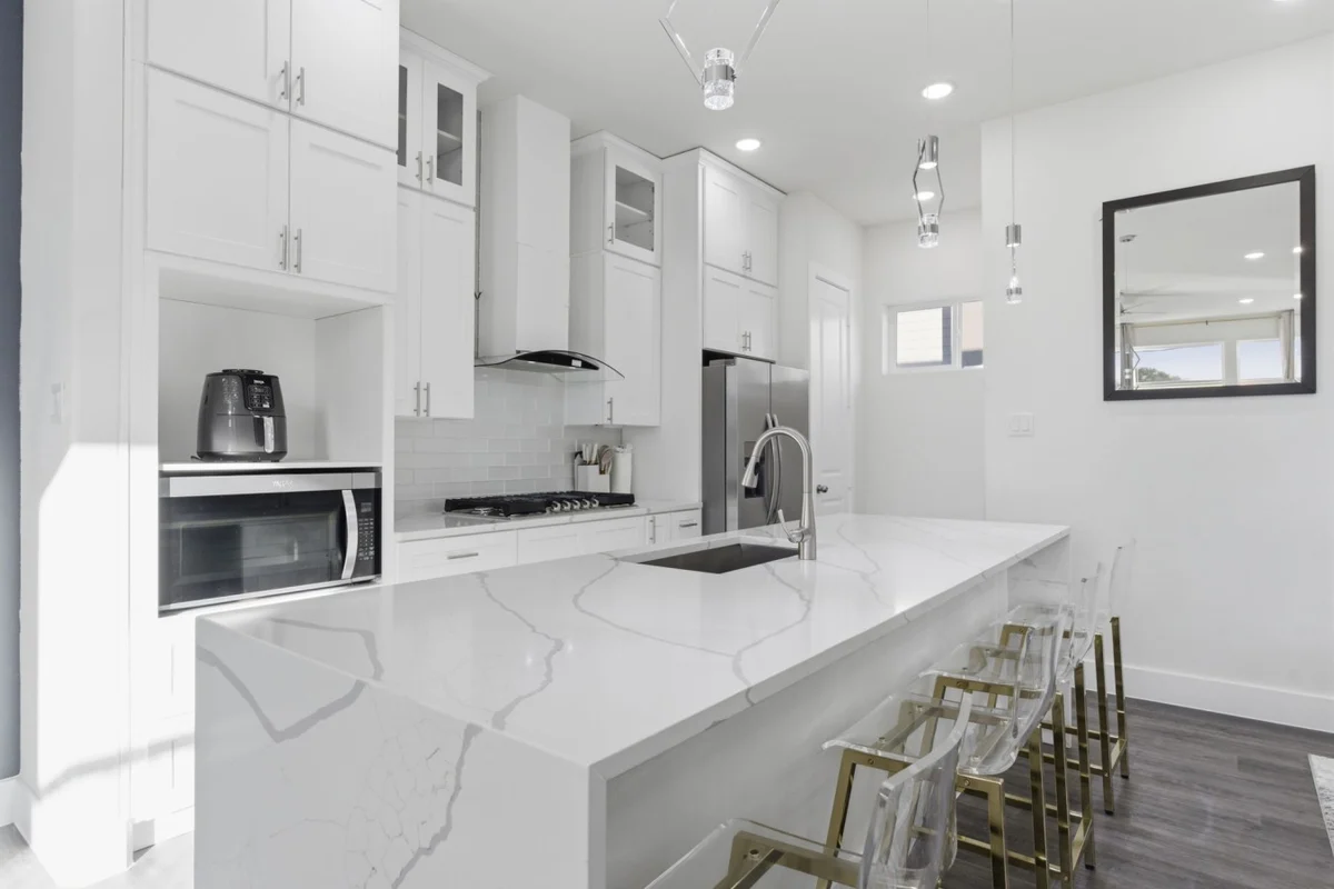 Luxury 3BR w/ Patio + Garage, Near NRG, Med Center #70