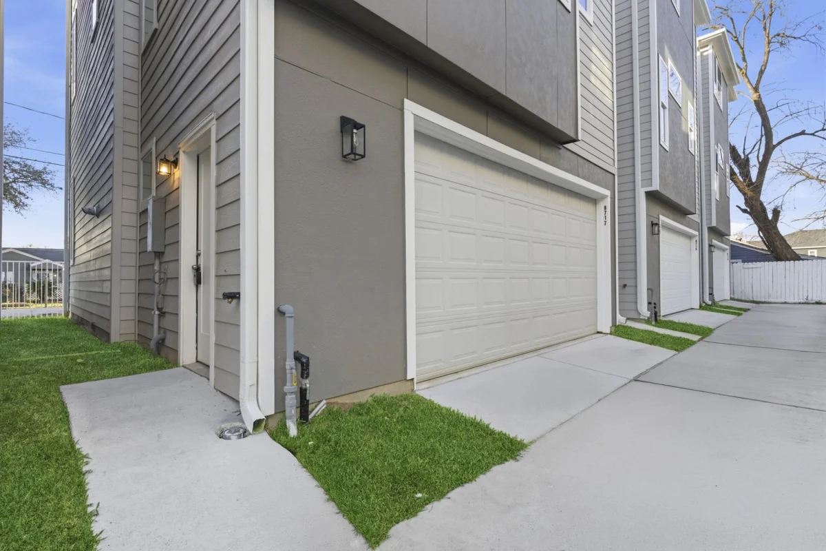 Luxury 3BR w/ Patio + Garage, Near NRG, Med Center #84
