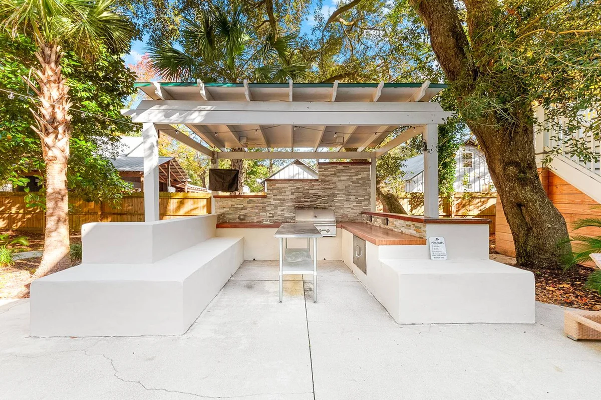 Pura Vida Villa Luxe Coastal Retreat + Heated Pool