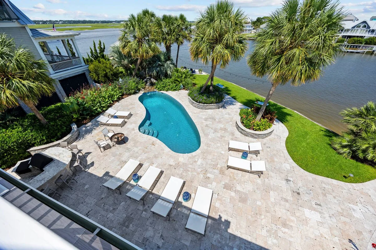 Pop-a-Cork: Waterfront Retreat in Gated Community #4