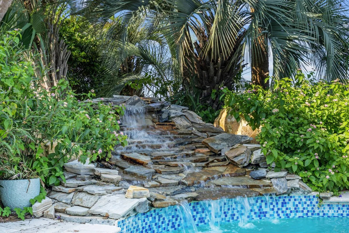 Pop-a-Cork: Waterfront Retreat in Gated Community #46