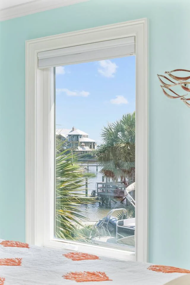 Pop-a-Cork: Waterfront Retreat in Gated Community #232