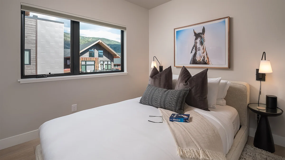 Bedroom 1, Upper Level image 1