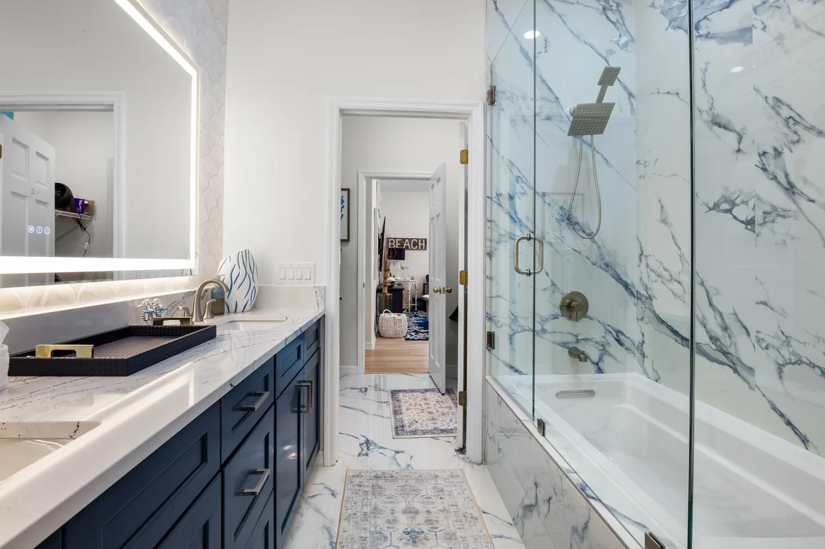 A Charming Beach Cottage on Elm #6