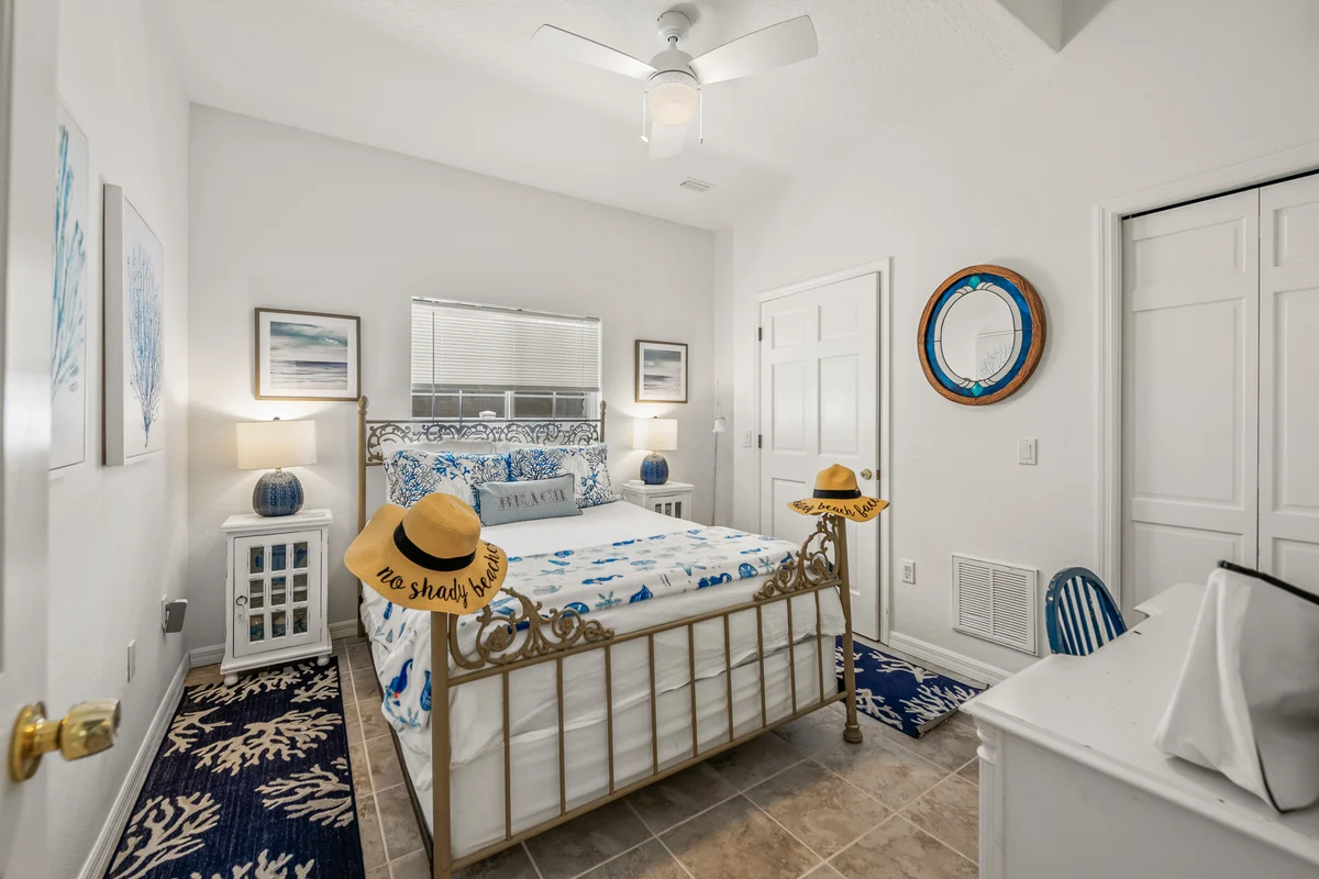 A Charming Beach Cottage on Elm #29