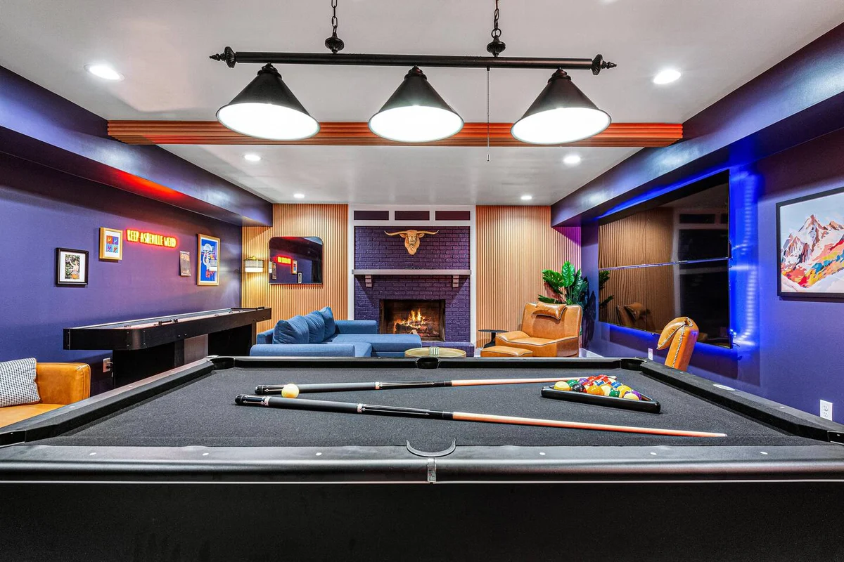 Wooded Oasis, HotTub, Sauna, GameRoom, 15min 2 AVL #8