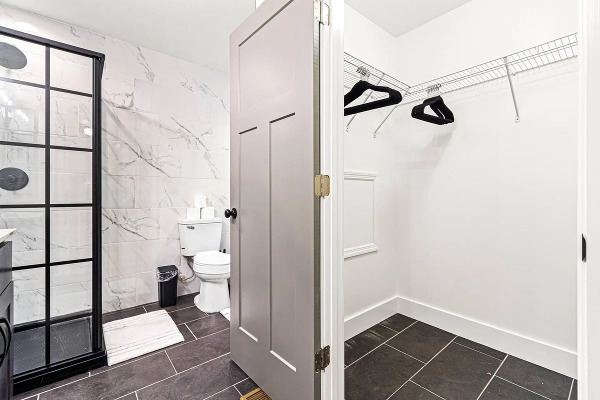 Wooded Oasis, HotTub, Sauna, GameRoom, 15min 2 AVL #49