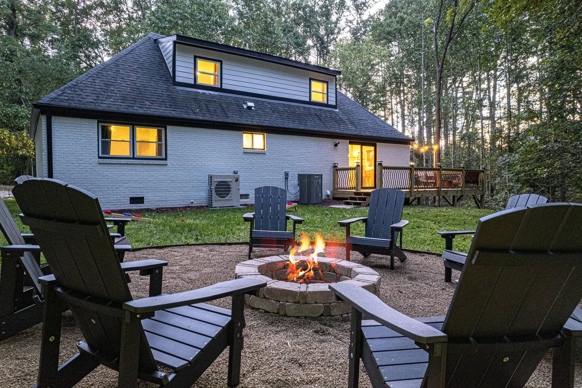 Wooded Oasis, HotTub, Sauna, GameRoom, 15min 2 AVL #157