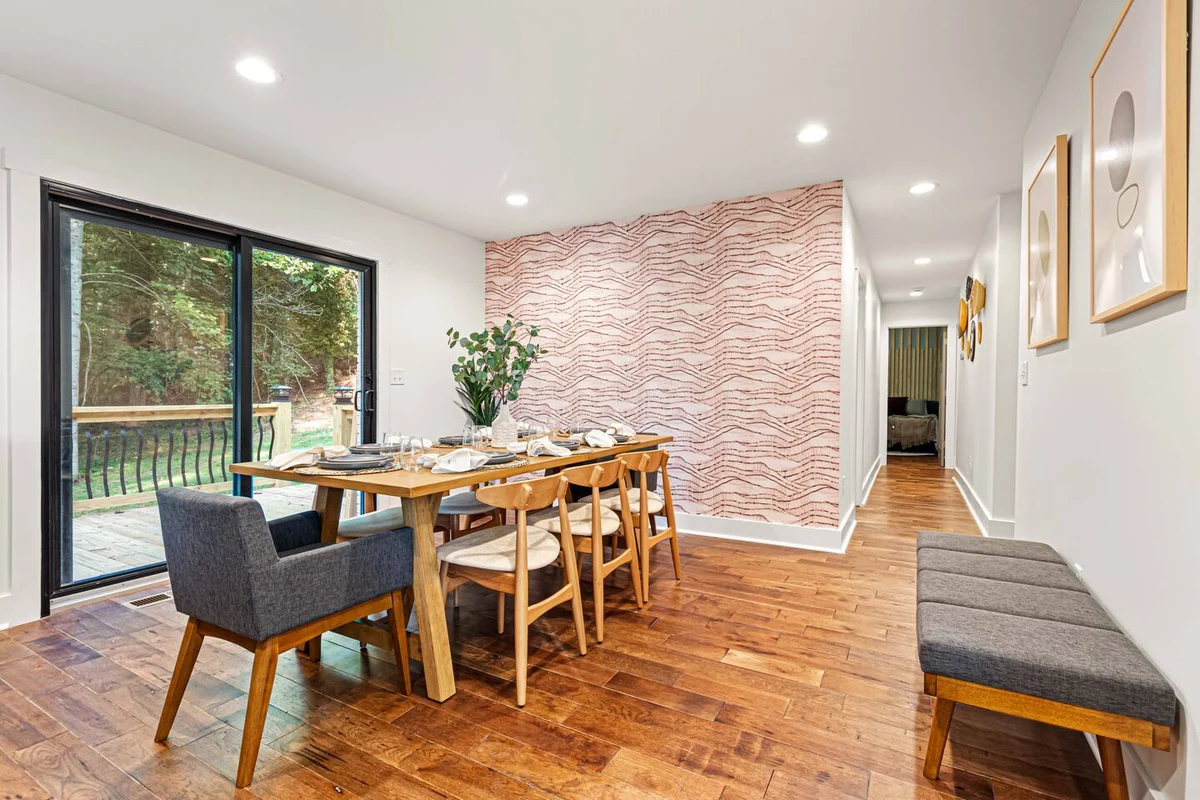 Wooded Oasis, HotTub, Sauna, GameRoom, 15min 2 AVL #188