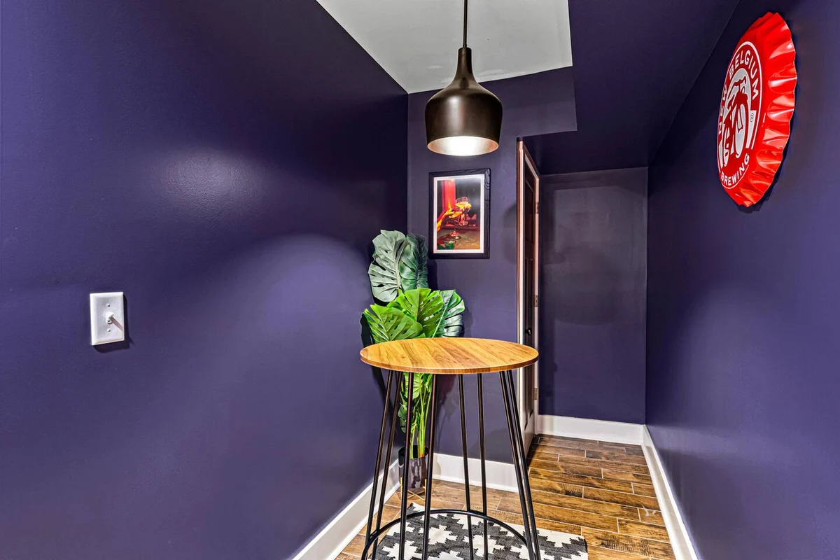 Wooded Oasis, HotTub, Sauna, GameRoom, 15min 2 AVL #236