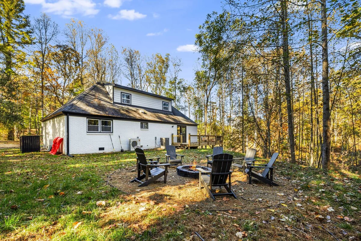 Wooded Oasis, HotTub, Sauna, GameRoom, 15min 2 AVL #216