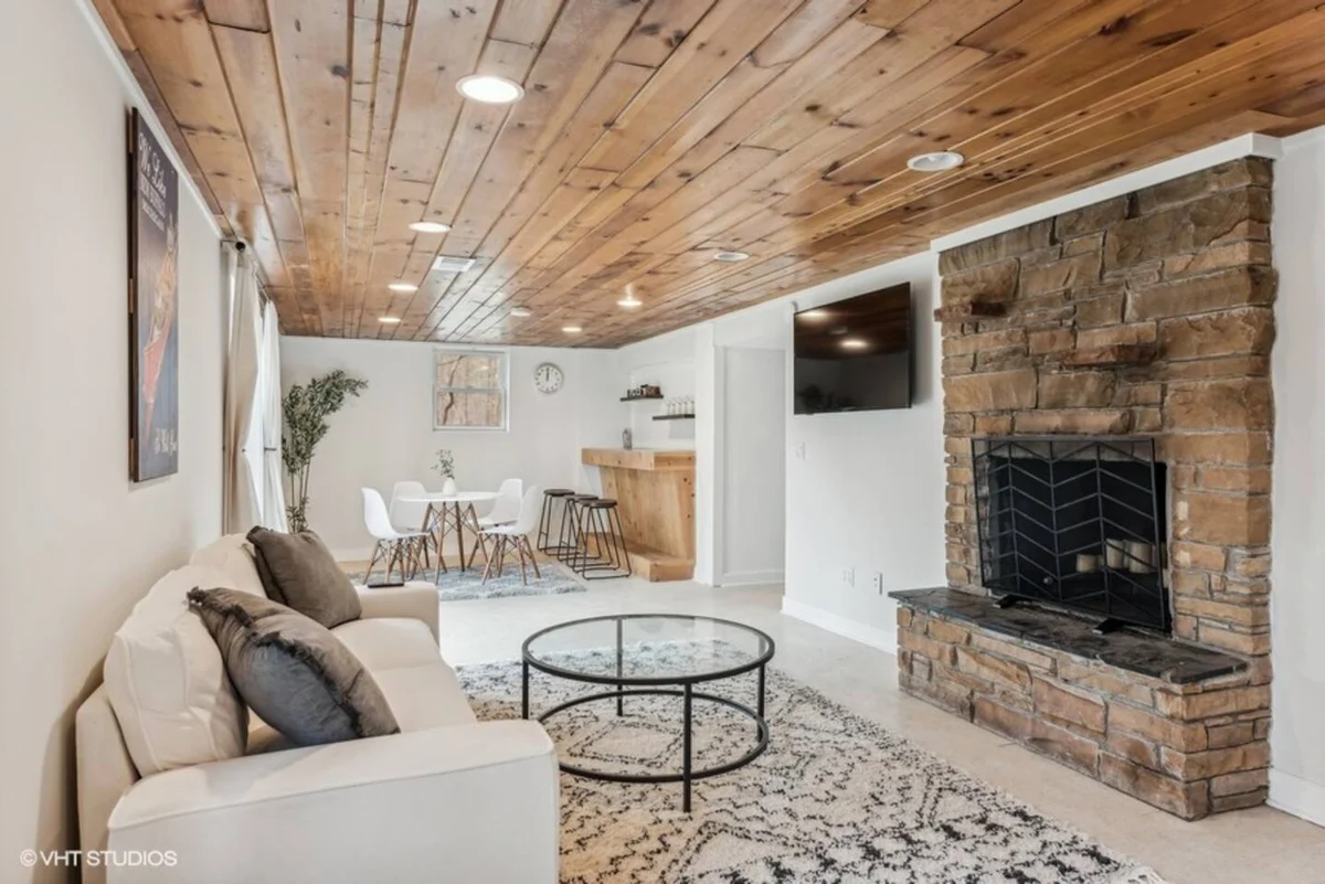 Blocks to Town, Game Room, Firepit, Huge Backyard #26