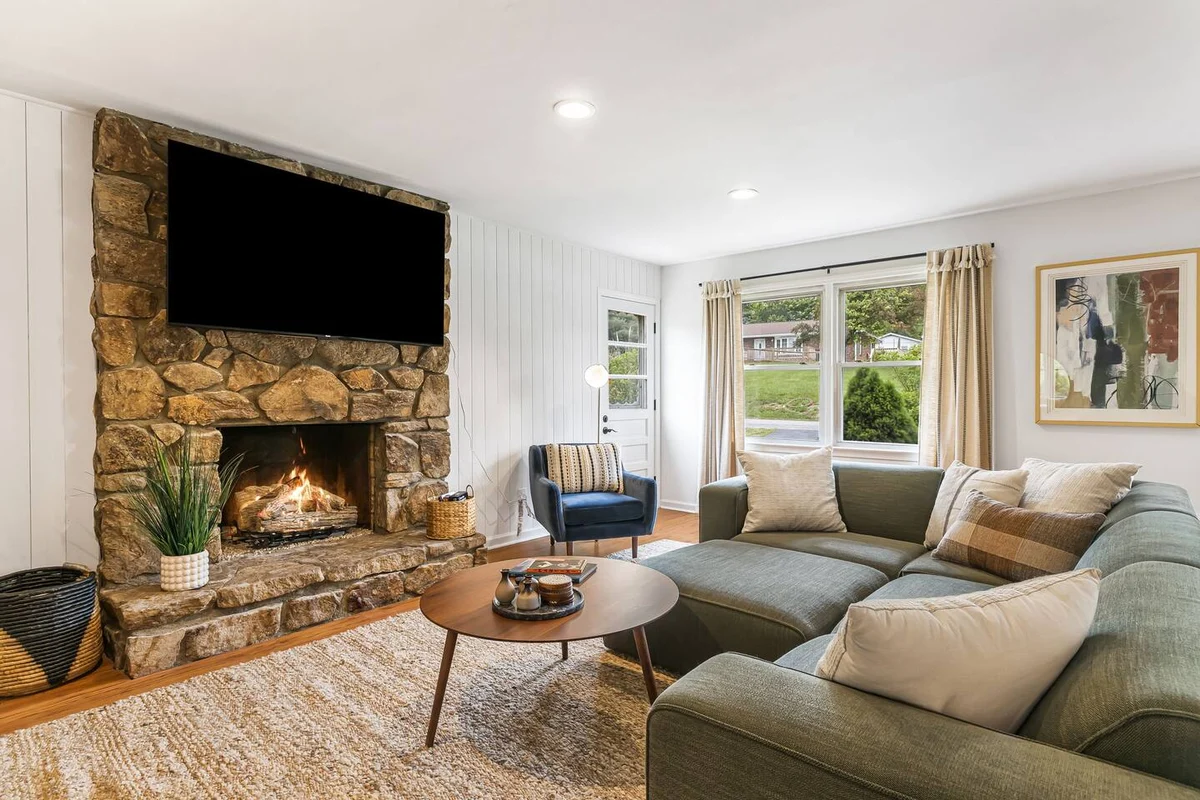 Sauna & Hot Tub Chalet with Game Room, 6BR #7