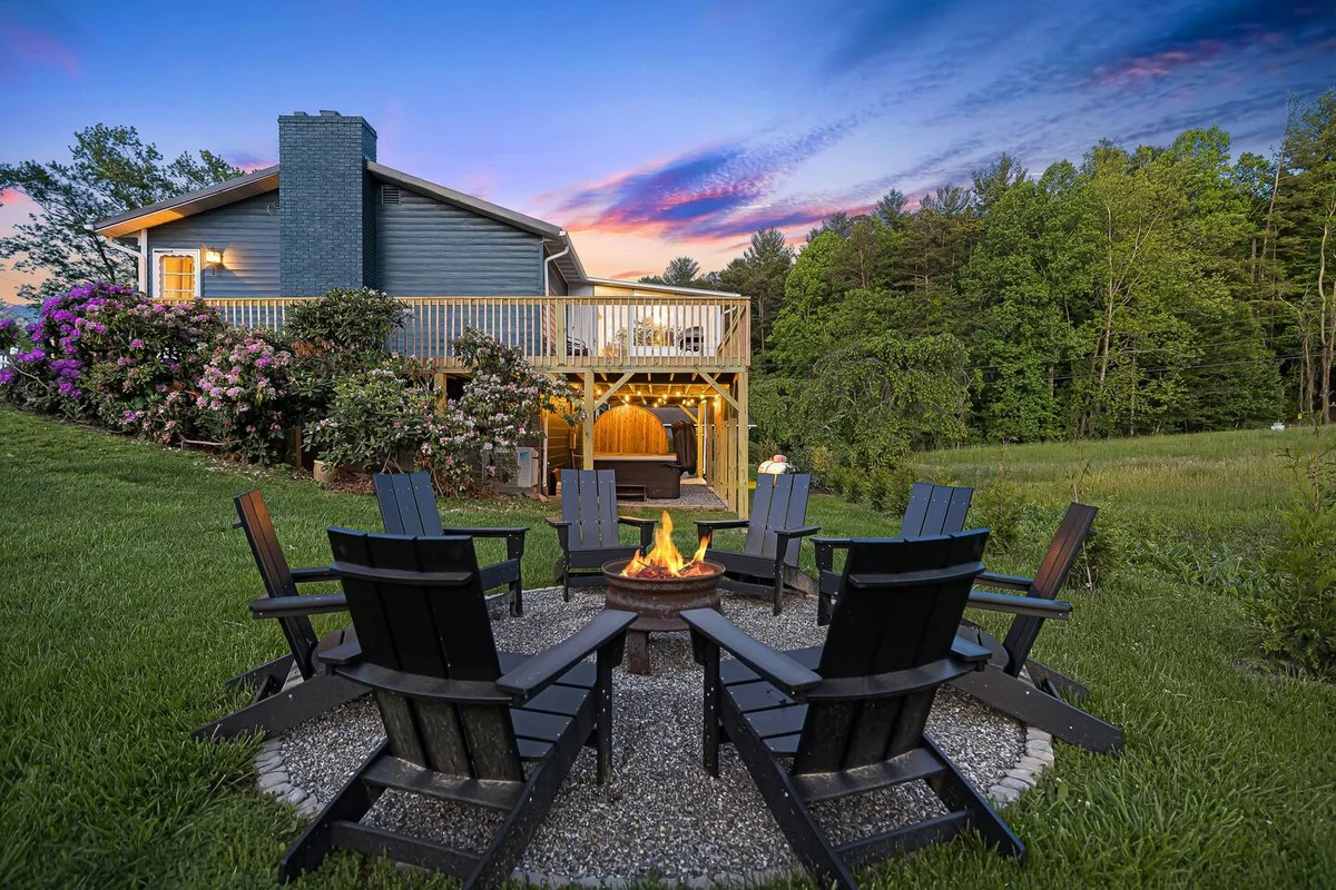 Sauna & Hot Tub Chalet with Game Room, 6BR #13
