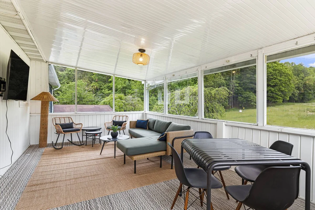 Sauna & Hot Tub Chalet with Game Room, 6BR #99