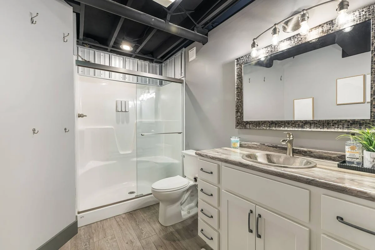 Sauna & Hot Tub Chalet with Game Room, 6BR #163