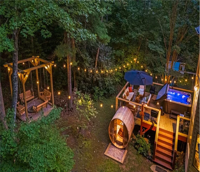 Epic BnB:GolfSim, Theatre, Speakeasy, Sauna+Hottub #24