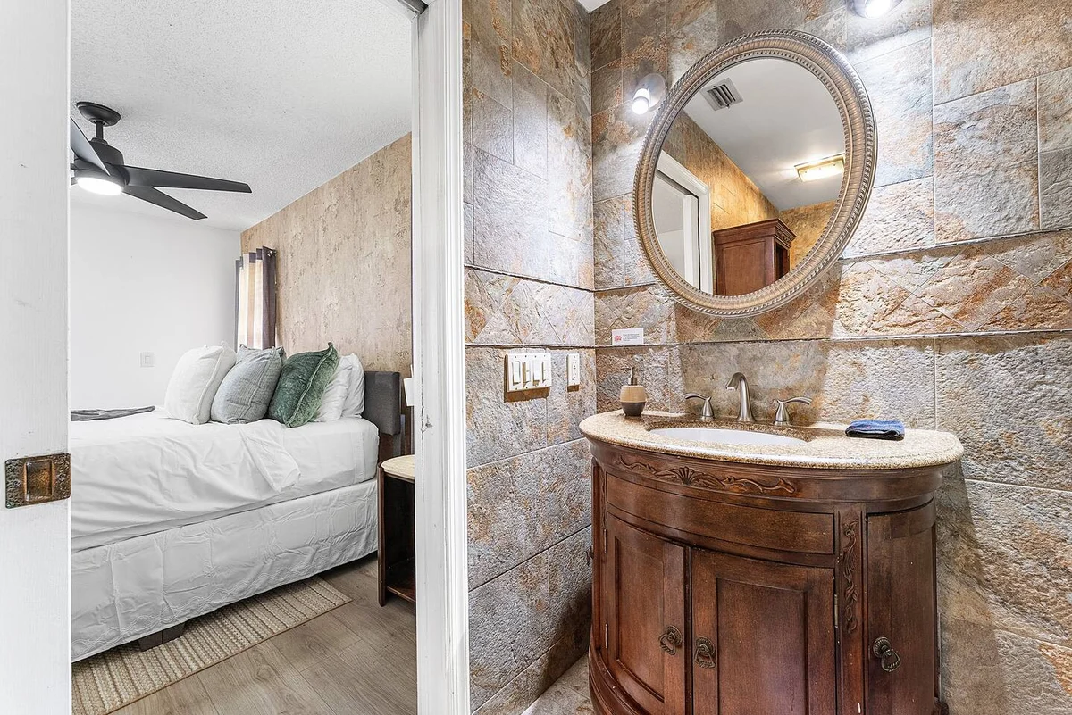 6BR West Palm Oasis • Heated Pool & Mini Golf #35