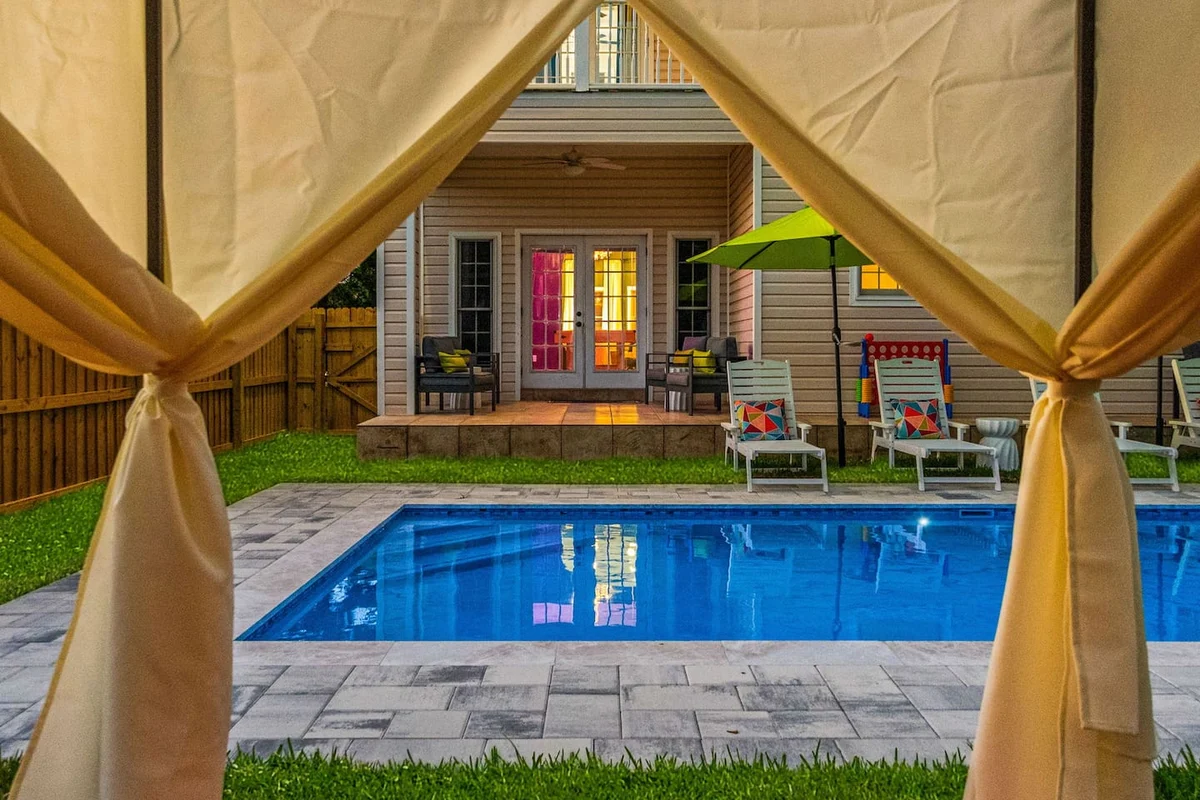 Sleeps21 7BR Beach Estate: Pool, Slide, Golf Sim #3