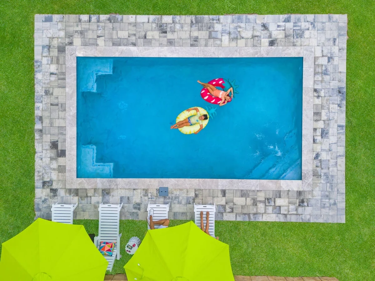 Sleeps21 7BR Beach Estate: Pool, Slide, Golf Sim #15