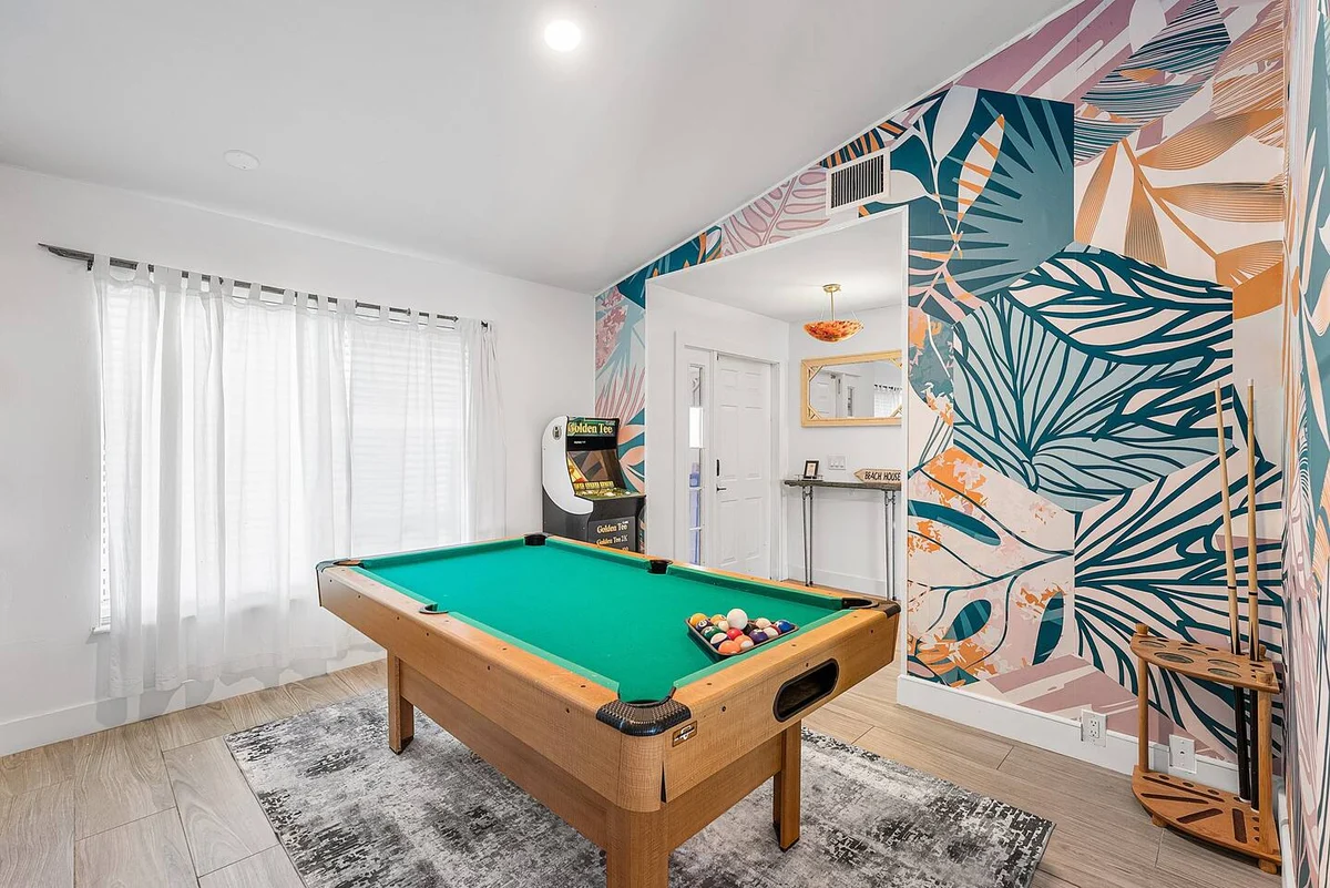6BR West Palm Oasis • Heated Pool & Mini Golf #94
