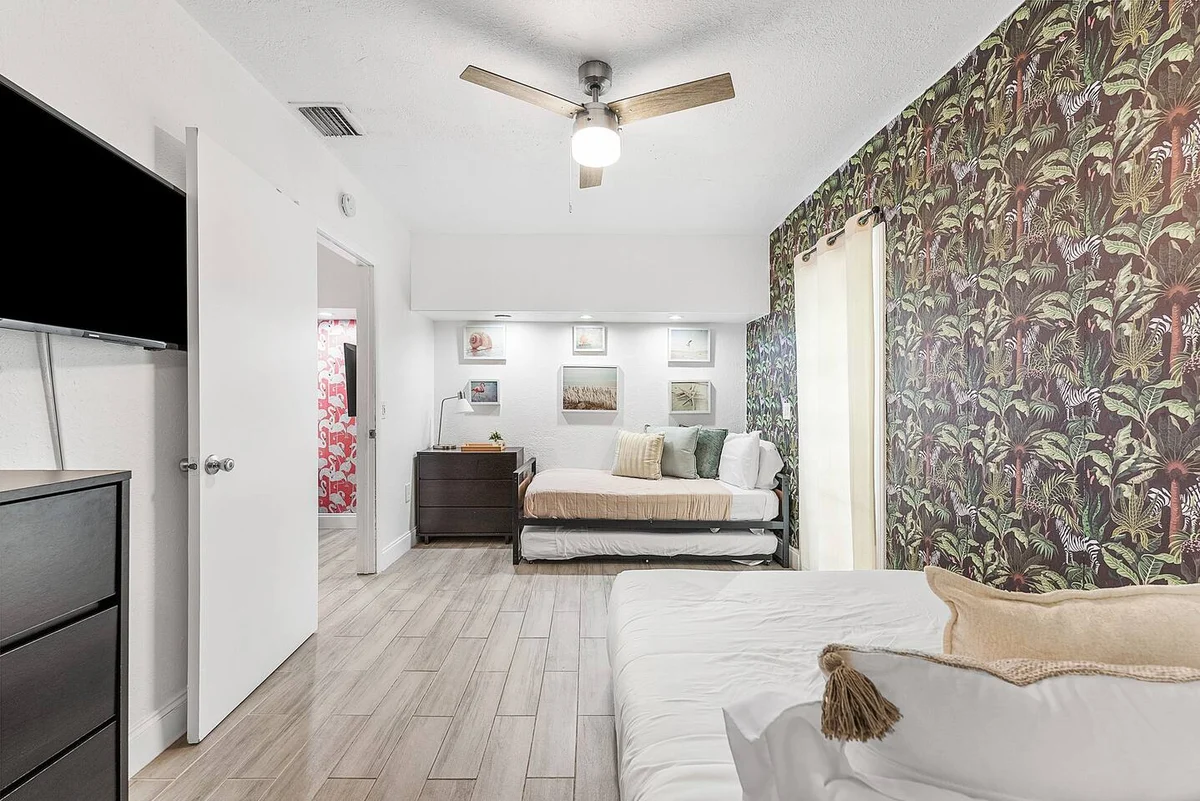 6BR West Palm Oasis • Heated Pool & Mini Golf #85