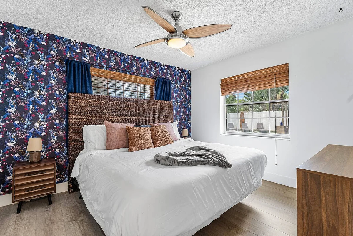 6BR West Palm Oasis • Heated Pool & Mini Golf #103