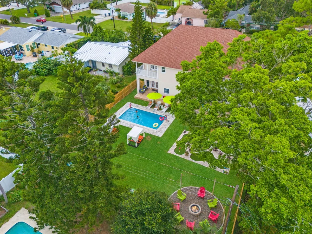 Sleeps21 7BR Beach Estate: Pool, Slide, Golf Sim #21