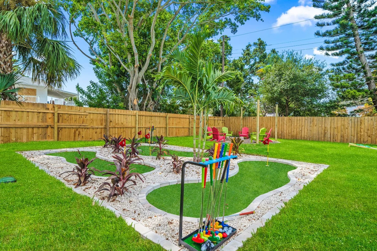 Sleeps21 7BR Beach Estate: Pool, Slide, Golf Sim #26