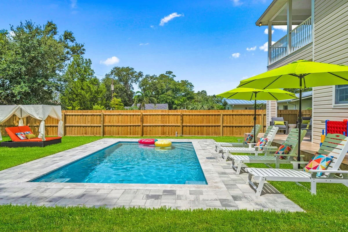 Sleeps21 7BR Beach Estate: Pool, Slide, Golf Sim #31