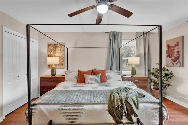 BEDROOM image 1