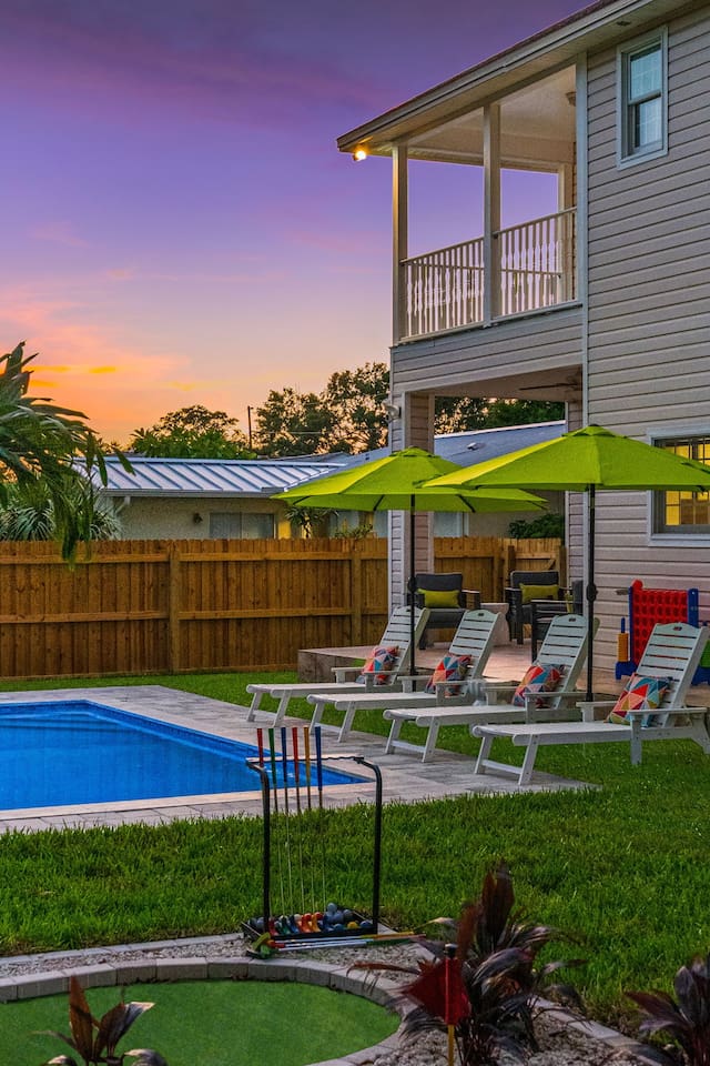 Sleeps21 7BR Beach Estate: Pool, Slide, Golf Sim #102