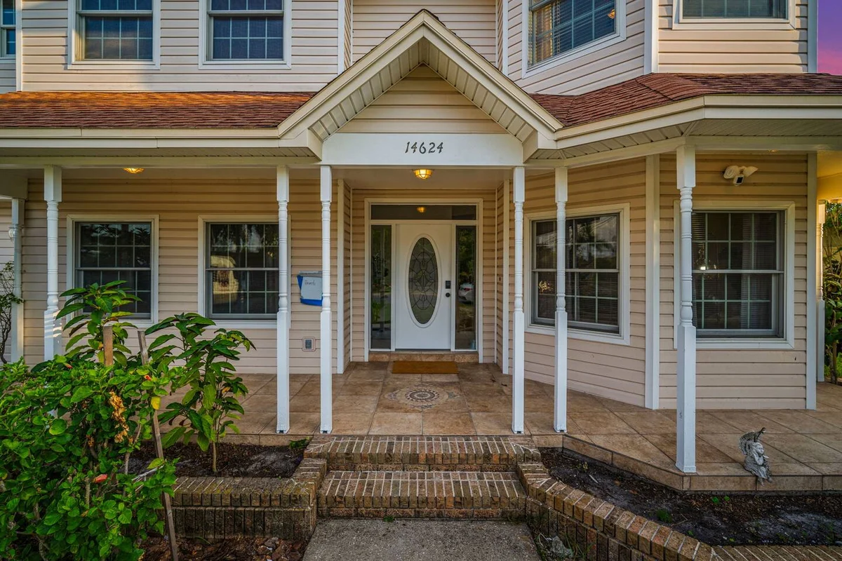 Sleeps21 7BR Beach Estate: Pool, Slide, Golf Sim #113